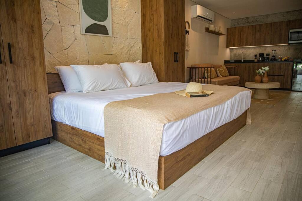 Dk Jade 30 By Sandy Powerful * Tulum